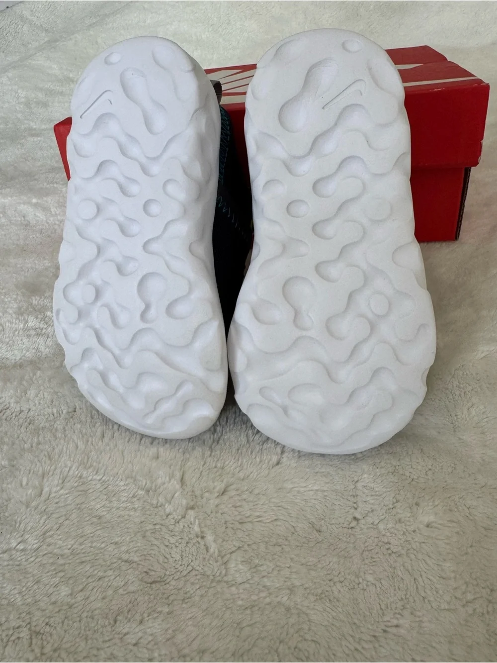 NWB Nike Element 55 (TD) Sneakers